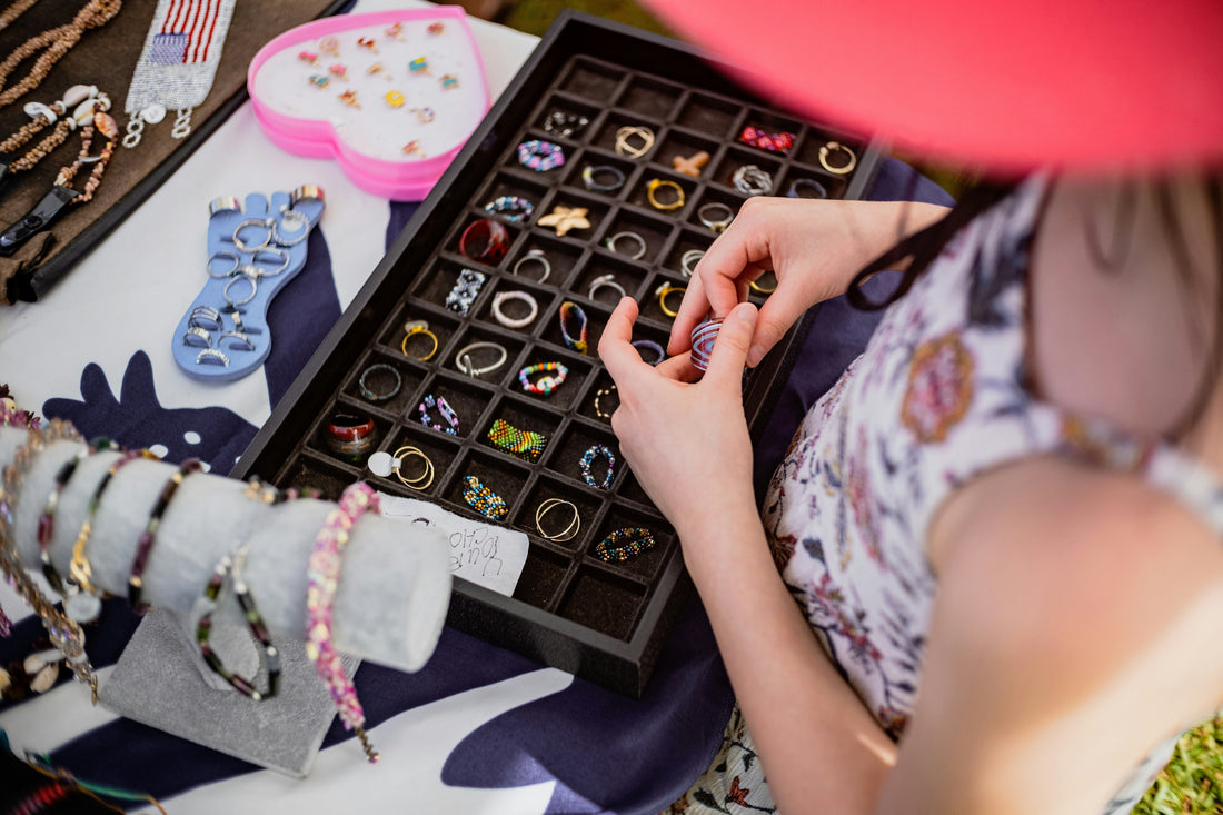 Decluttering Your Soul: The Psychology of an Organized Jewelry Box