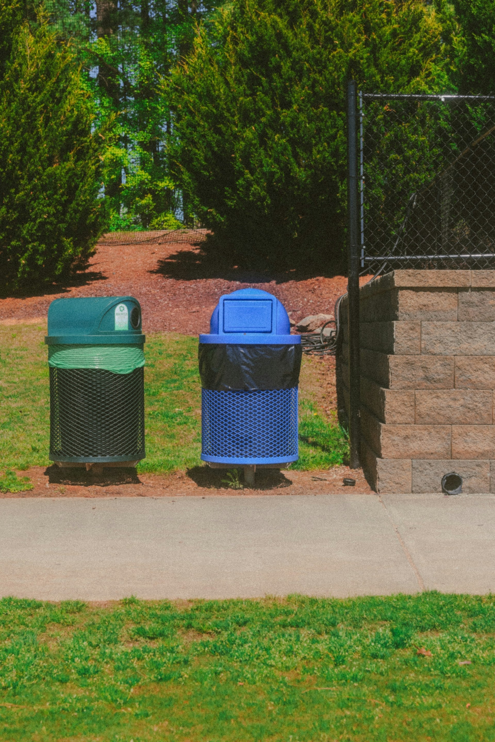 Headline: The Hidden Science of Trash Bag Mil Thickness: How to Avoid Messy Leaks