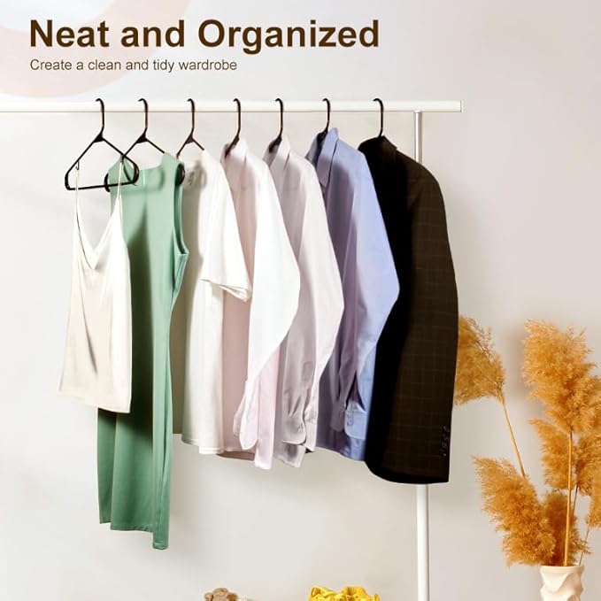 HOUSE DAY 200 Pack Plastic Clothes Hangers, Commercial Bulk Shipment for Business, Sturdy Durable Lightweight Hangers Black Ideal for Retail Dry Cleaners Warehouses, Save Cost & Warehouse Space