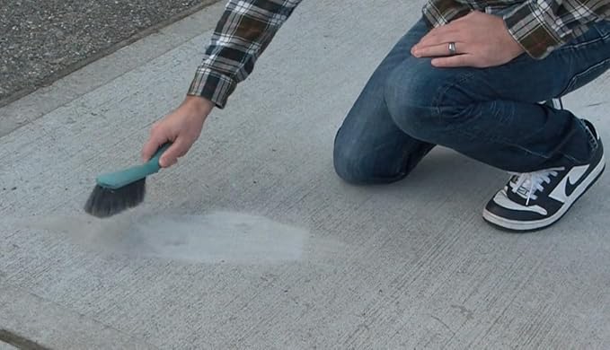 CAF Outdoor Cleaning EXIMO® Waterless Concrete Cleaner for Driveway, Garage, Basement, and Walkway Surfaces (0.75lbs)