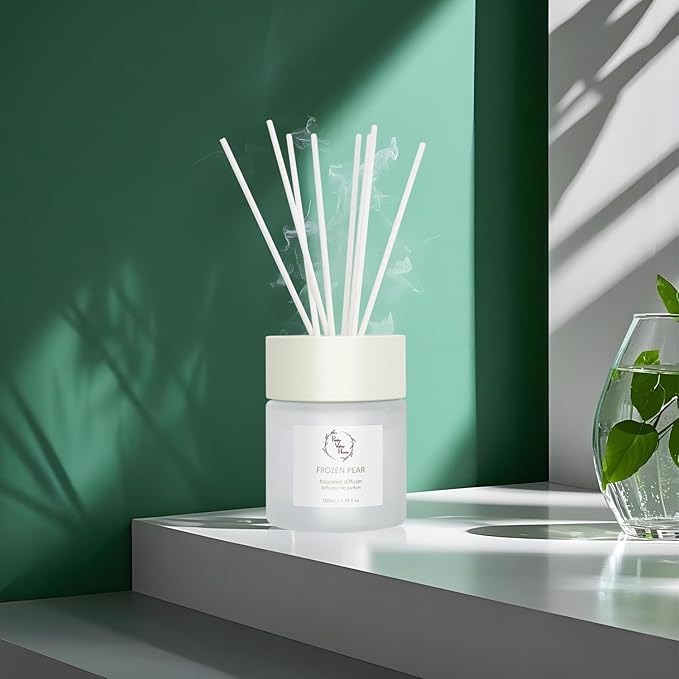 Reed Diffuser Set, Pretty Valley Home Diffuser 100Ml / 3.38fl OZ Gift Box - Includes Reed Diffuser Sticks, Fragrance Oil, and Glass Bottle for Bathroom Office Living Room Decor (White Peach & Oolong)