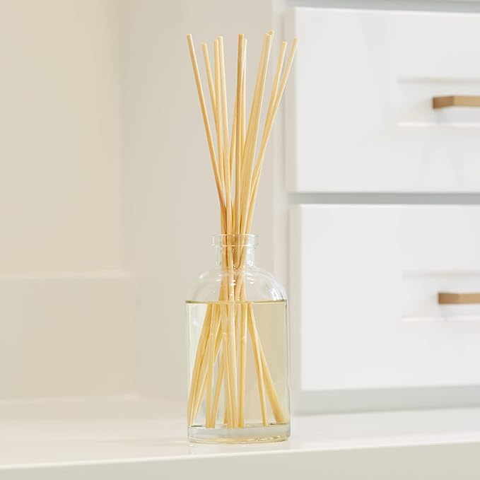 Hillhouse Naturals Reed Diffuser Set - Fresh Linen Scent Diffuser - Reed Diffusers for Home with Long Lasting Fragrance – 6 oz Oil – Diffuse Time 4-6 Months – Made in The USA