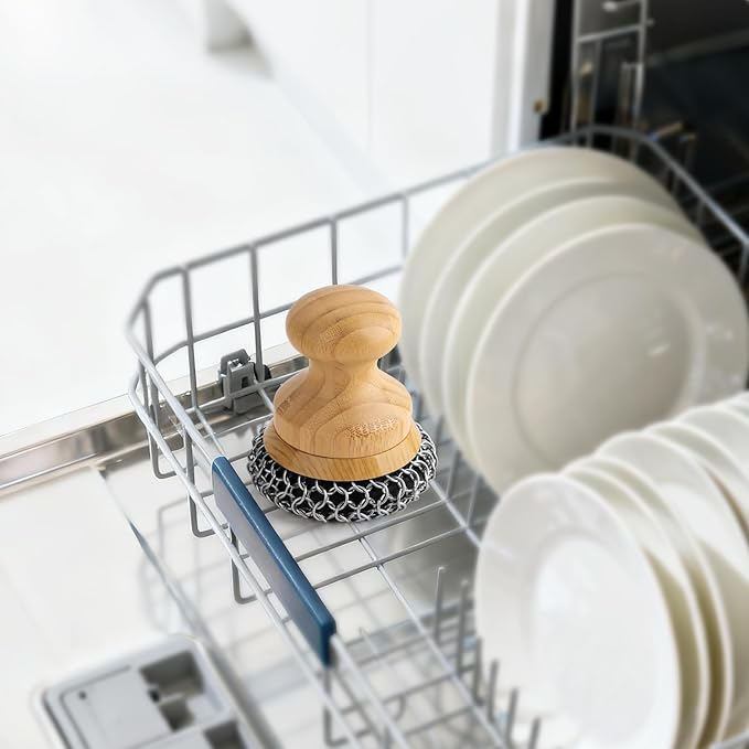 Beeptrum Cast Iron Scrubber and Scraper,Chain Mail Cleaner with Bamboo Handle & Draining Tray,316 Stainless Steel Brush for Cleaning Pots,Pans,Wok,Bakeware,Griddles, Grills(Small&Large ChainMail,2pcs)