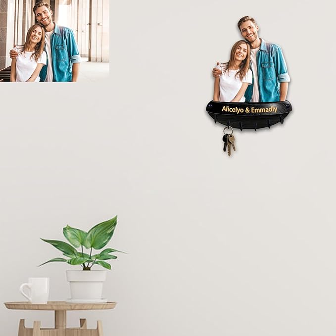 Custom Photo Wood Carving Style Wall Mounted Hook Custom Couple Picture Realistic Style 2D Key Storage Holder for Bedroom Living Room Hallway Couple Photo Coat Rack Home Decor Gift for Husband Wife