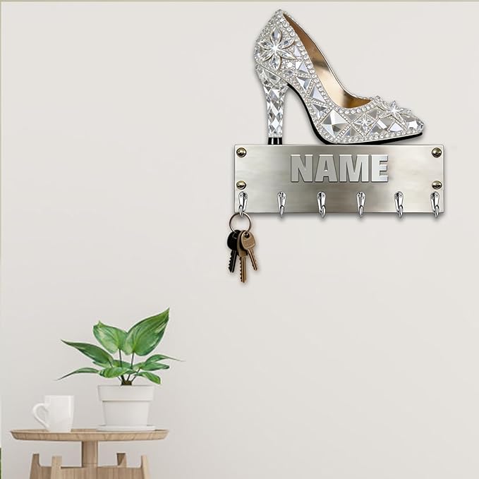 Personalized Wooden 2D Flat Print High-Heeled Shoe Wall Mounted Hook for Women Girl Family Friends Custom Name Key Storage Holder High-Heeled Shoe Coat Rack Home Dexor Gift for Living Room Hallway