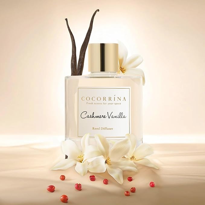 Cocorrína Reed Diffuser Set - 6.7 oz (200ml) Cashmere Vanilla Scent, 3 White Rose Foam Flowers & Cotton Sticks, Home Fragrance Reed Diffuser for Bathroom Shelf Decor