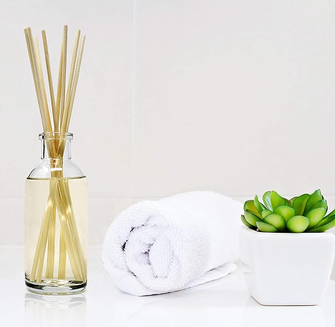 Urban Naturals Warm Vanilla Amber Refill | Creamy. Warm. Sultry. Notes of Sandalwood, Amber & Smoked Vanilla | 4 oz.