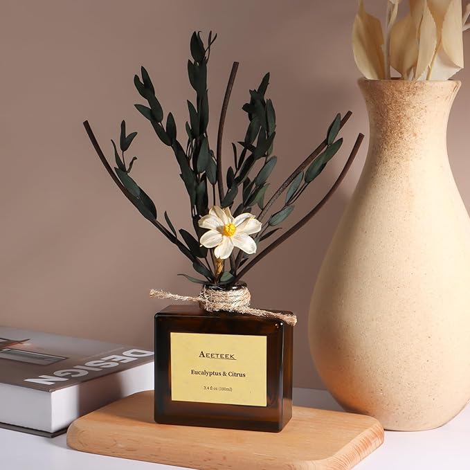 Reed Diffuser, Eucalyptus & Citrus Scented Oil Diffusers for Home with Dried Flowers, 3.4 Fl Oz Essential Oil Diffuser for Bathroom, Elegant Fragrance for Room Decor