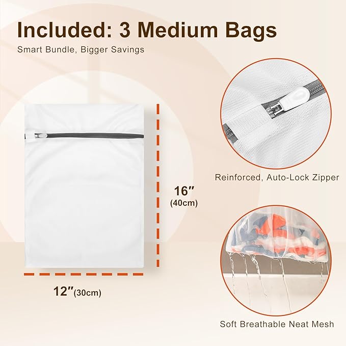 HOUSE DAY Black Plastic Hangers 60 Pack & Medium Mesh Laundry Bags 3 Pack - Space-Saving & Non-Slip Clothes Hangers with Hooks + Delicates Wash Bags Pefect for Closet Storage and Organization