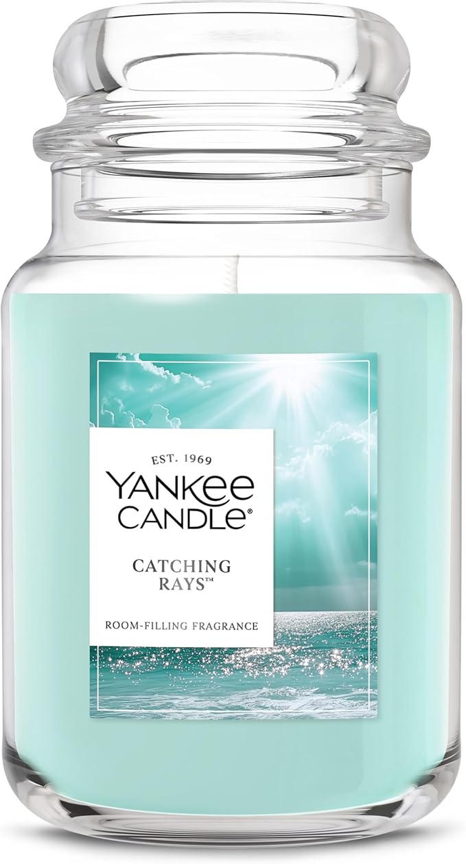 Yankee Candle Catching Rays, Scented Candle, 22oz Large Jar with up to 150 Hour Burn Time, Giftable