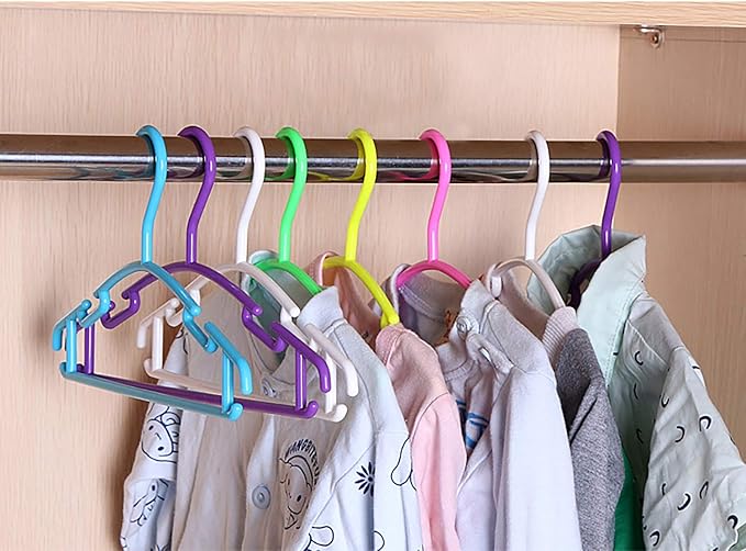 YYaaloa 60pcs Kids Clothes Hangers (6 Colors) Baby Clothes Hangers Childrens Plastic Infant Hangers Very Durable Kids Hangers Toddler's Hangers (6 colors-60pcs)