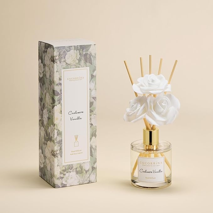 Cocorrína Reed Diffuser Set - 6.7 oz (200ml) Cashmere Vanilla Scent, 3 White Rose Foam Flowers & Cotton Sticks, Home Fragrance Reed Diffuser for Bathroom Shelf Decor