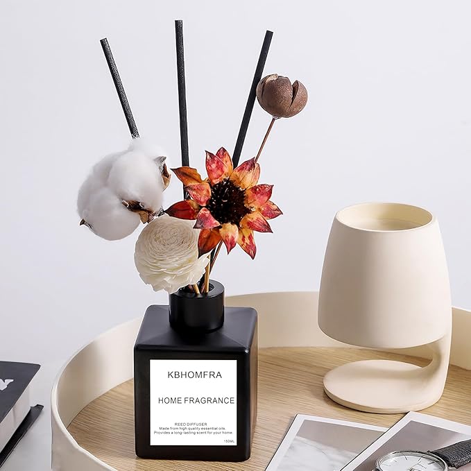 Reed Diffuser Set with Dried Flowers, Jasmine Gardenia Sandalwood Scent, Black Glass Bottle, 5.07fl oz, Aromatherapy Home Fragrance for Bedroom Bathroom (Sandalwood)