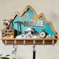 Personalized 2D Flat Print World Travel Themed Mounted Hooks for Men Women Family Friends Lovers Custom Name World Map Key Storage Holder Travel Coat Rack Home Decor Gift for Living Room Hallway