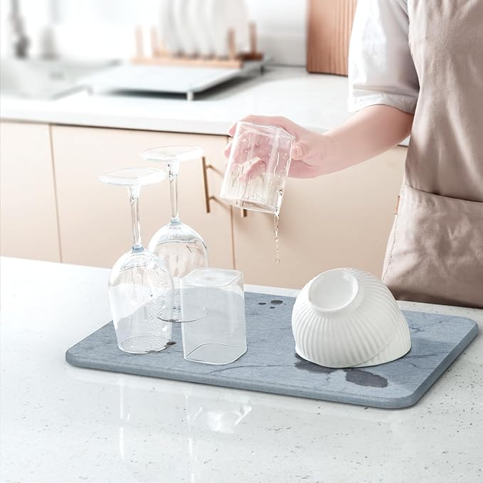 CREOMG Quick Dry Stone Drying Mat for Kitchen Counter, Water-Absorbent Diatomaceous Dish Drying Mats, Multi-Purpose Stone Drying Tray for Cups Dishes Bottles, Light Gray-Marble, 15.7" x 11.8"