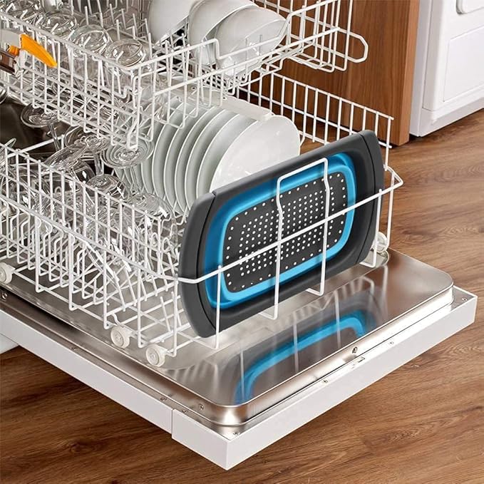 Collapsible Colander Strainer with Extendable Handles - Over the Sink Vegetable/Fruit Colanders Strainers for Kitchen, Capacity of 6 quart (Blue)