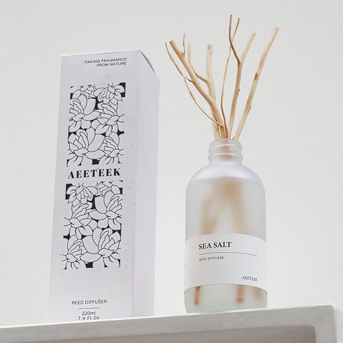 Ocean Mist & Sea Salt Reed Diffuser, 7.4oz(220ml) Sea Salt Musk & Seaweed Essential Oil Refill, Bathroom Air Freshener with Willow Branches Decor, Long Lasting Fragrance for Home (1-Pack)