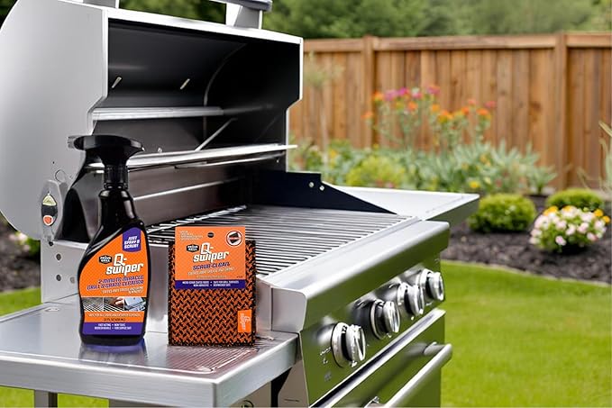 Proud Grill Company Q-Swiper 2-Minute Miracle Grill & Grate Cleaner with Scrub Clean Cloth - Degreaser Spray for BBQ, Oven, Stove, Kitchen Tops & Surfaces, Grate & Grease Remover, Smoker Cleaning Kit