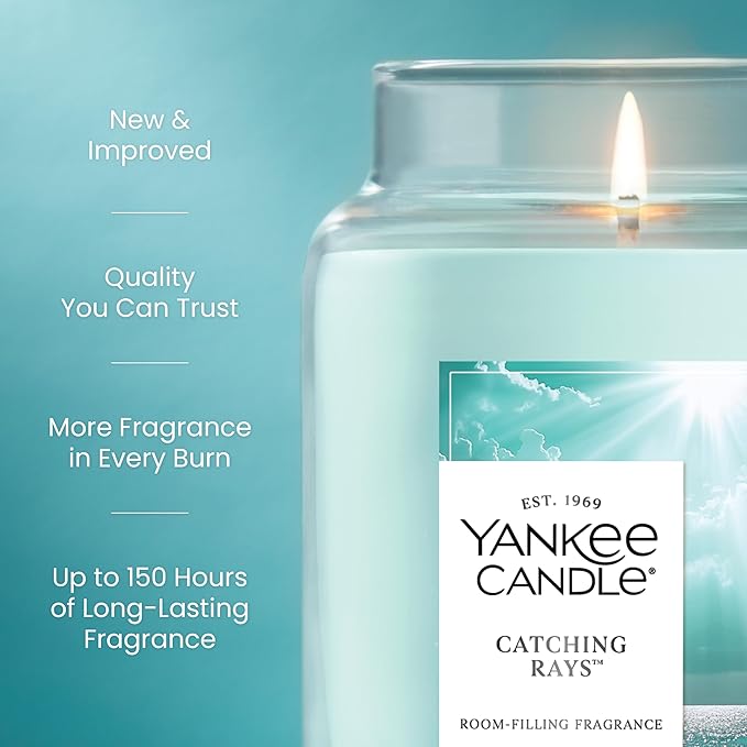 Yankee Candle Catching Rays, Scented Candle, 22oz Large Jar with up to 150 Hour Burn Time, Giftable