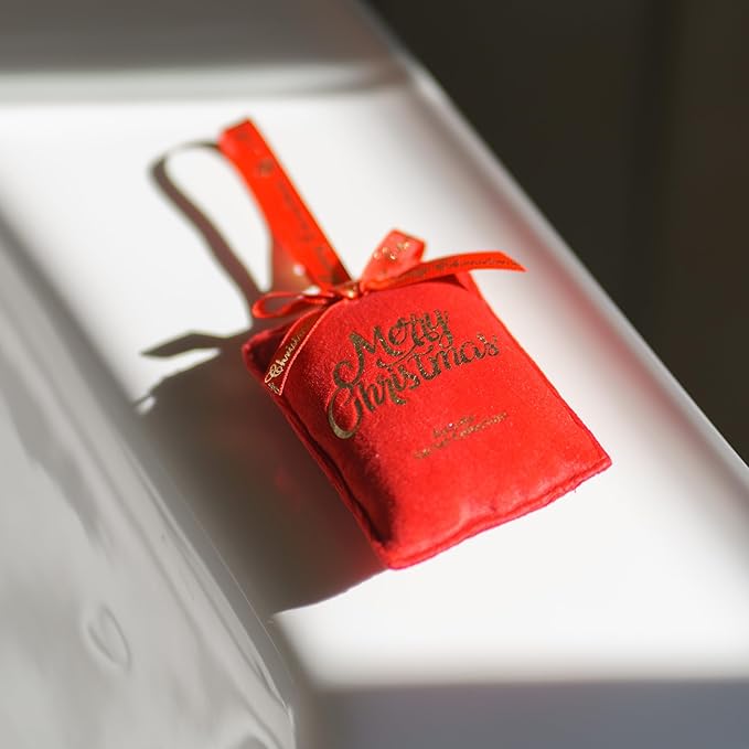 AUCUDA 4pcs Sachet Bags Apple Cinnamon Scented for Drawers and Closets, Potpourri Packets for Women Outfit, Spring Red Fragrance Pillow for Bedroom Indoor, Fresheners for Wedding