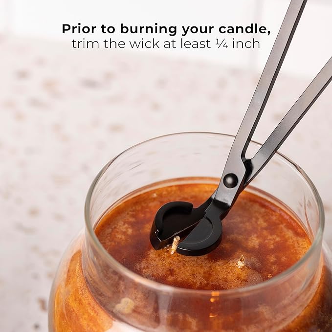A Cheerful Giver — Aunt Kook's Apple Cider - 34oz Papa Scented Candle Jar with Lid - Keepers of the Light - 155 Hours of Burn Time, Gift for Women, Brown
