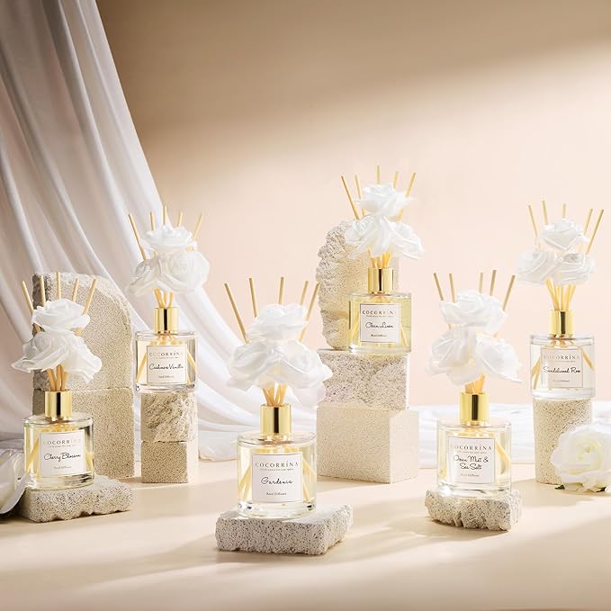Cocorrína Reed Diffuser Set,6.7oz (200ml) Sandalwood Rose Scented Diffuser with 3 White Rose Foam Flowers & Cotton Sticks, Home Fragrance Reed Diffuser for Bathroom Shelf Decor