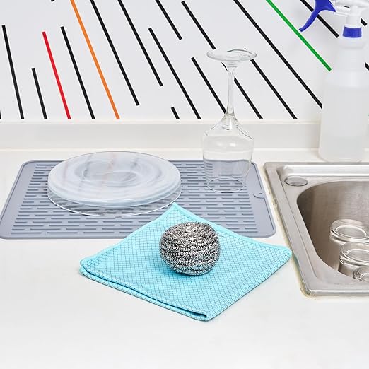 Restaurantware Stainless Steel Scrubber 100-Pack 3.15 x 3.15 x 1.969 Inches Rust-Resistant Metal Scouring Pad Durable Silver Scrub Pad for Pots and Pans Grill Cleaning Scrubber Commercial Kitchen Use
