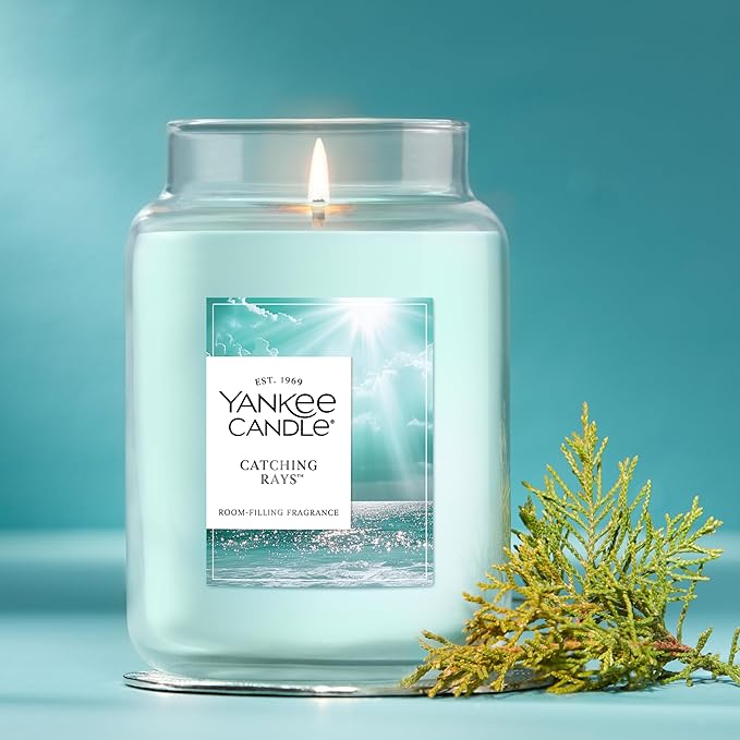 Yankee Candle Catching Rays, Scented Candle, 22oz Large Jar with up to 150 Hour Burn Time, Giftable
