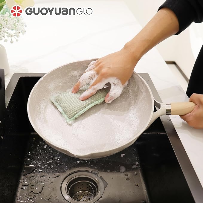 GUOYUANGLO Bamboo Kitchen Sponges Heavy Duty Natural Cleaning Sponges Non-Scratch Dish Sponge for Dishes, Pots and Pans-Green,6 Pack