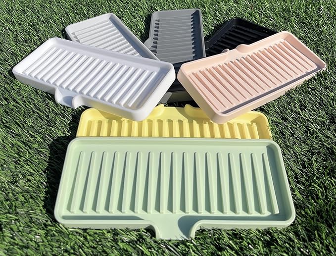 Happitasa Silicone Soap Dish Tray and Sponge Holder with Drain Chute | Bathroom and Kitchen Sink Organizer Caddy (Pistachio, 9"x3.5", 5.6 Ounces)